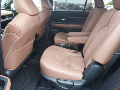 2025 Toyota Grand Highlander Hybrid MAX Platinum