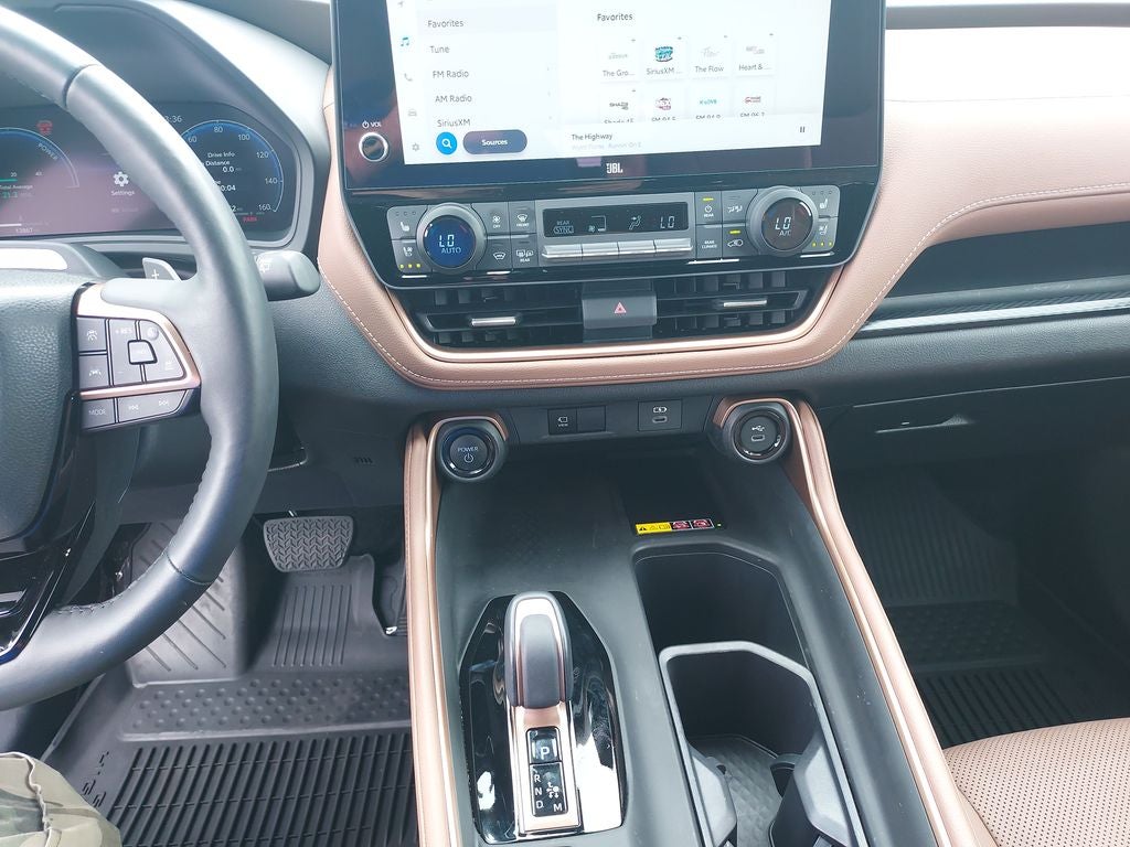 2025 Toyota Grand Highlander Hybrid MAX Platinum