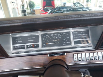 1983 Chrysler LeBaron Base