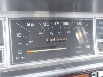 1983 Chrysler LeBaron Base