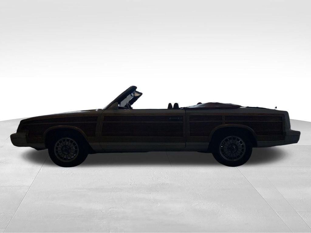 1983 Chrysler LeBaron Base