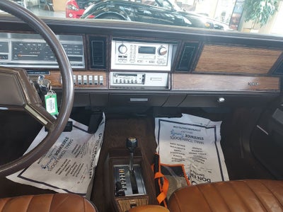 1983 Chrysler LeBaron Base