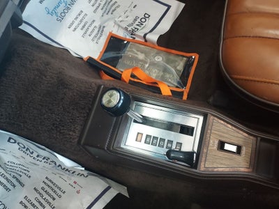 1983 Chrysler LeBaron Base