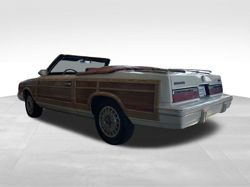 1983 Chrysler LeBaron Base