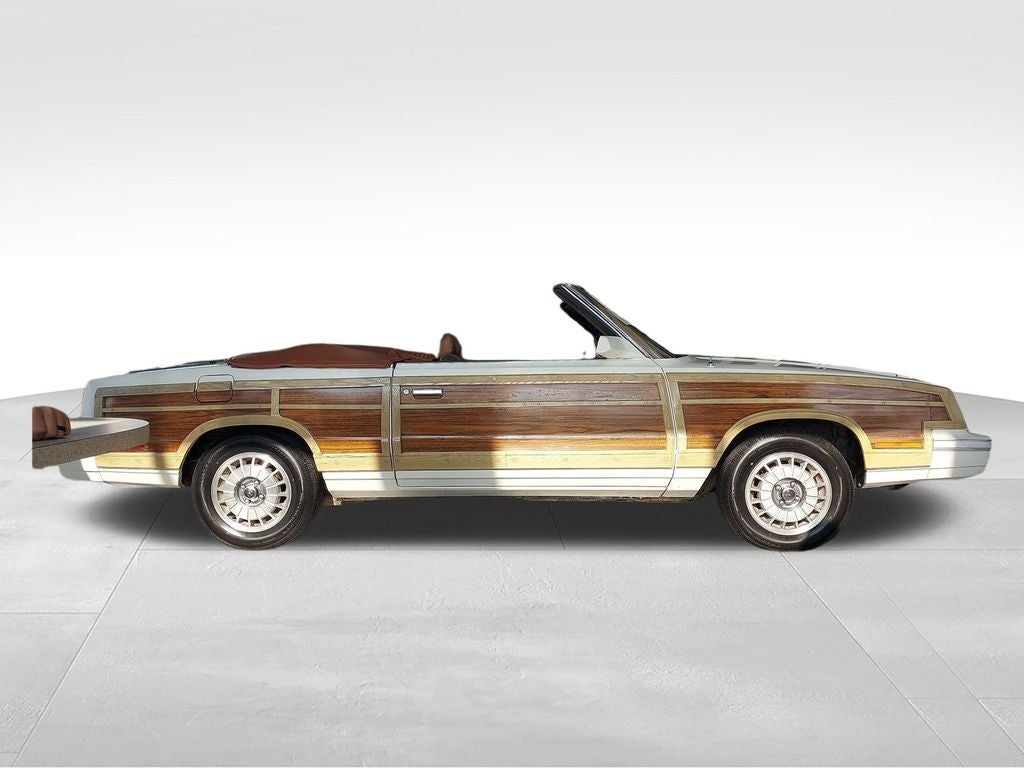 1983 Chrysler LeBaron Base