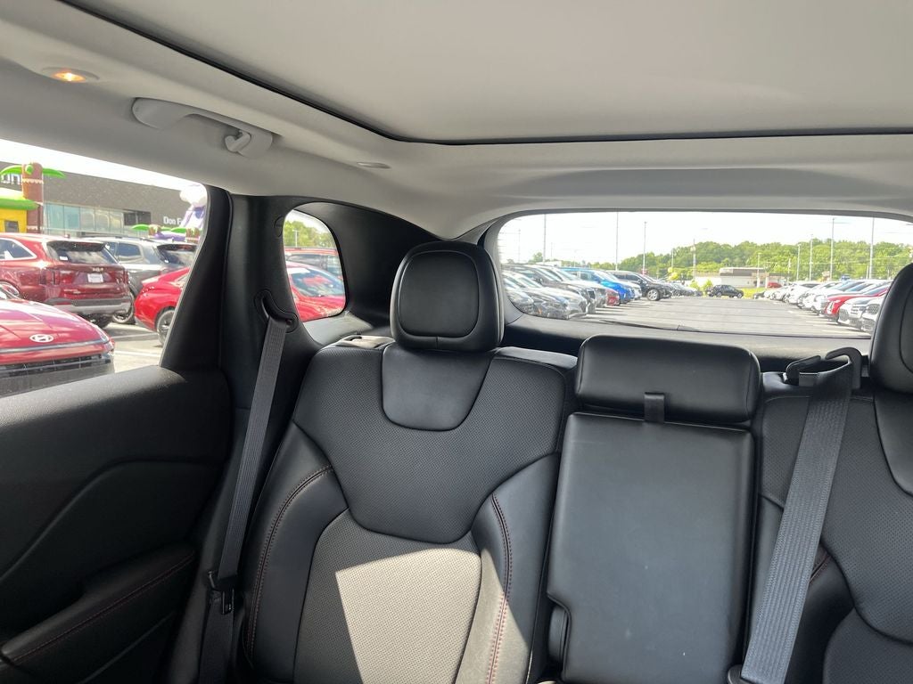 2023 Jeep Cherokee Trailhawk