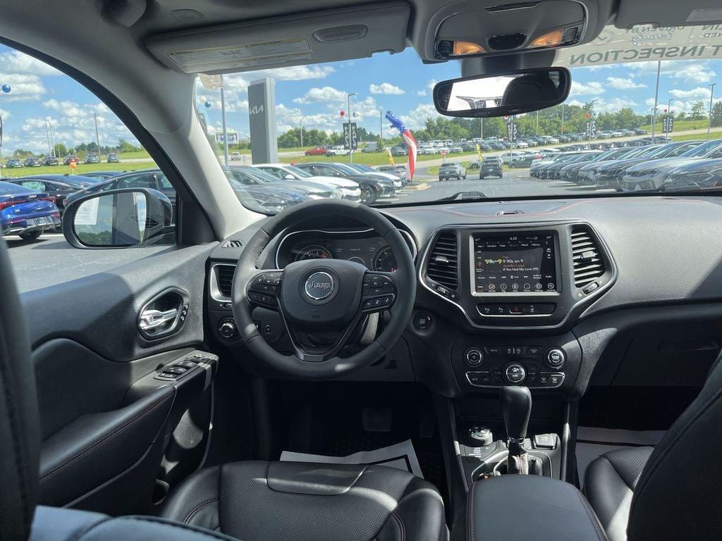 2023 Jeep Cherokee Trailhawk