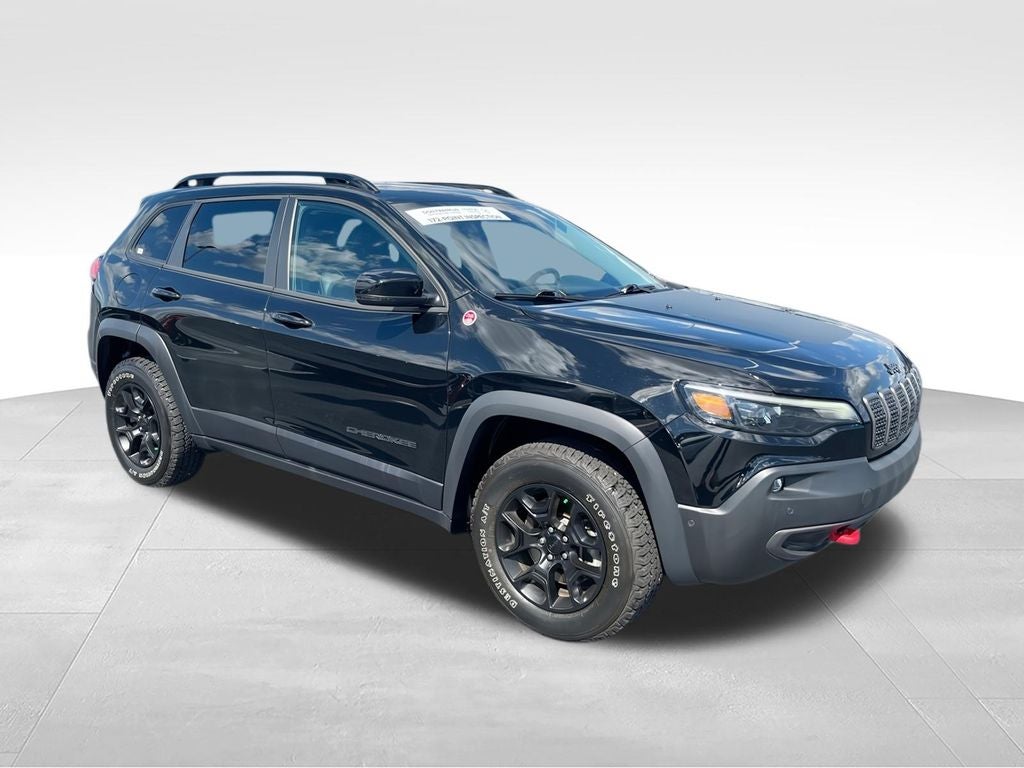 2023 Jeep Cherokee Trailhawk