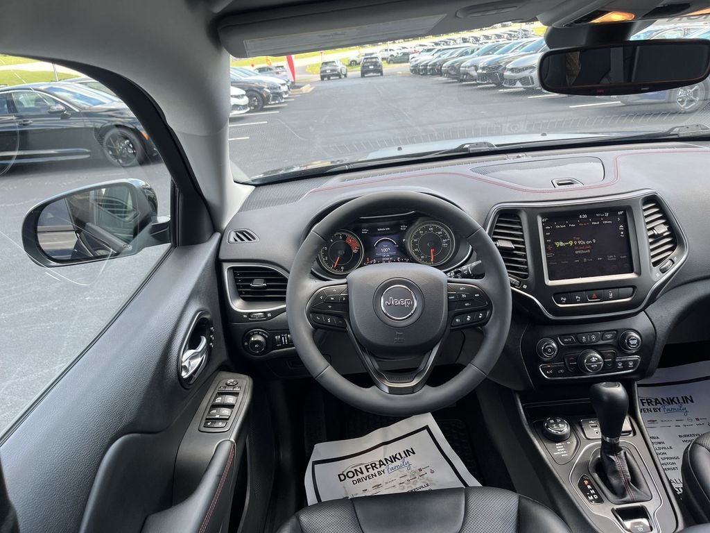 2023 Jeep Cherokee Trailhawk