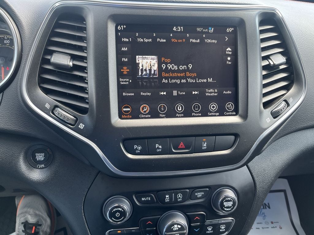 2023 Jeep Cherokee Trailhawk