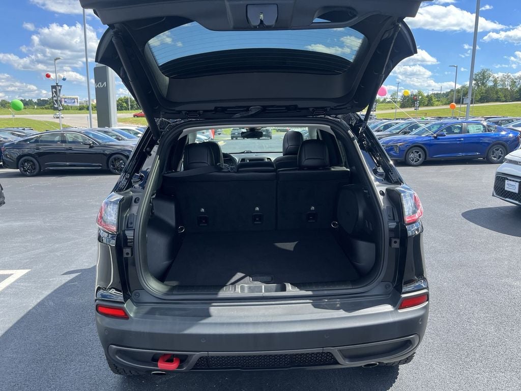 2023 Jeep Cherokee Trailhawk