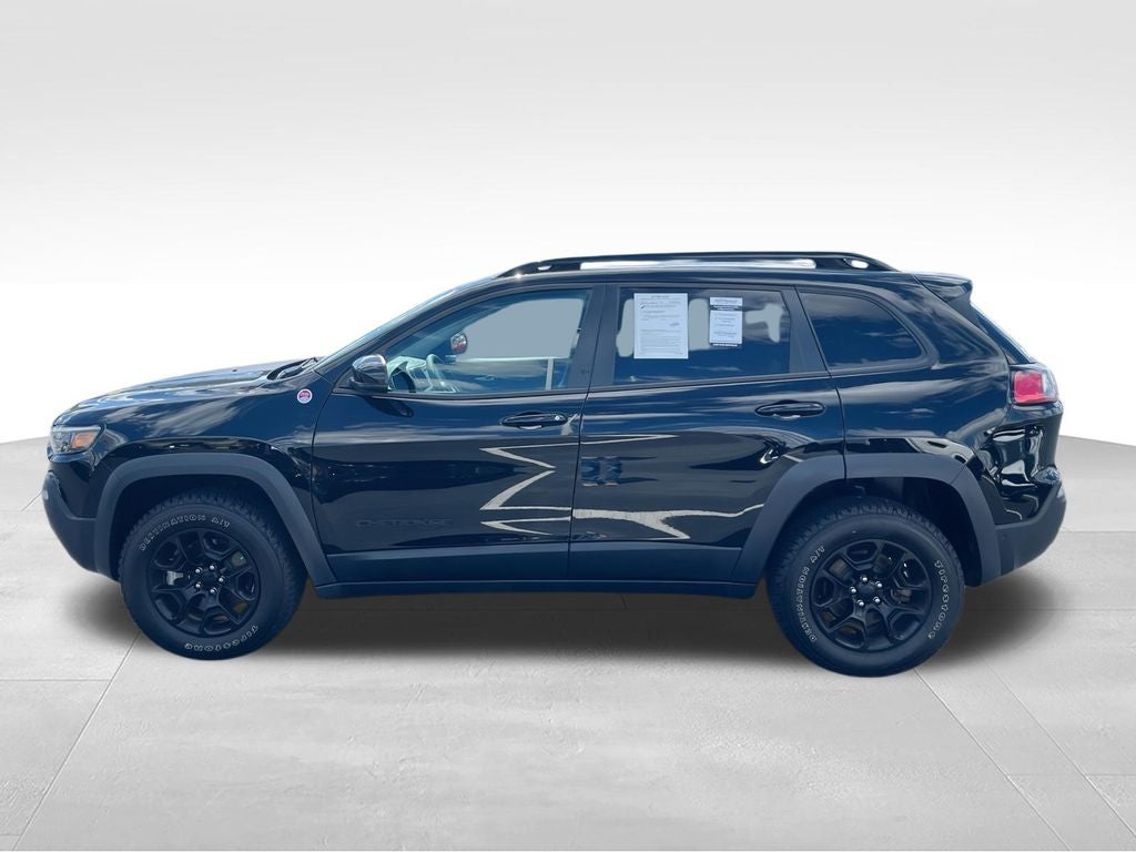 2023 Jeep Cherokee Trailhawk