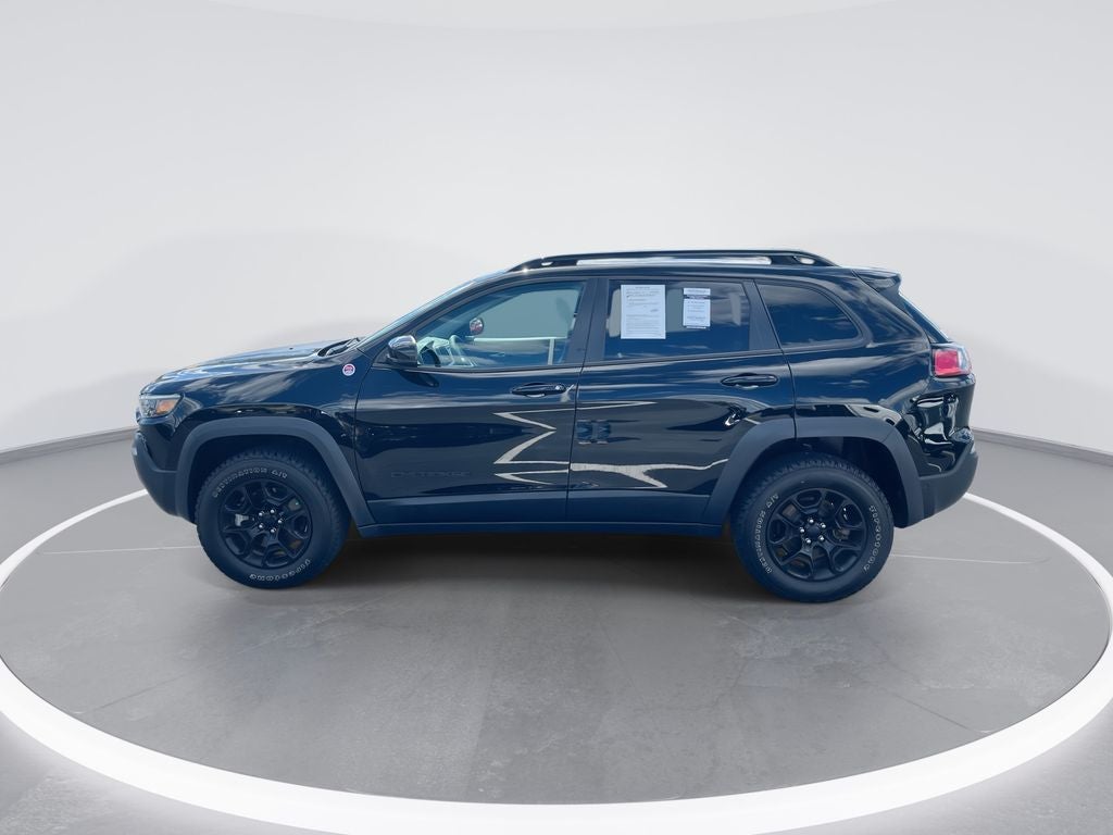 2023 Jeep Cherokee Trailhawk