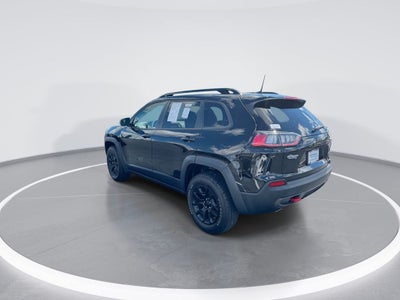 2023 Jeep Cherokee Trailhawk