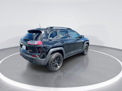 2023 Jeep Cherokee Trailhawk