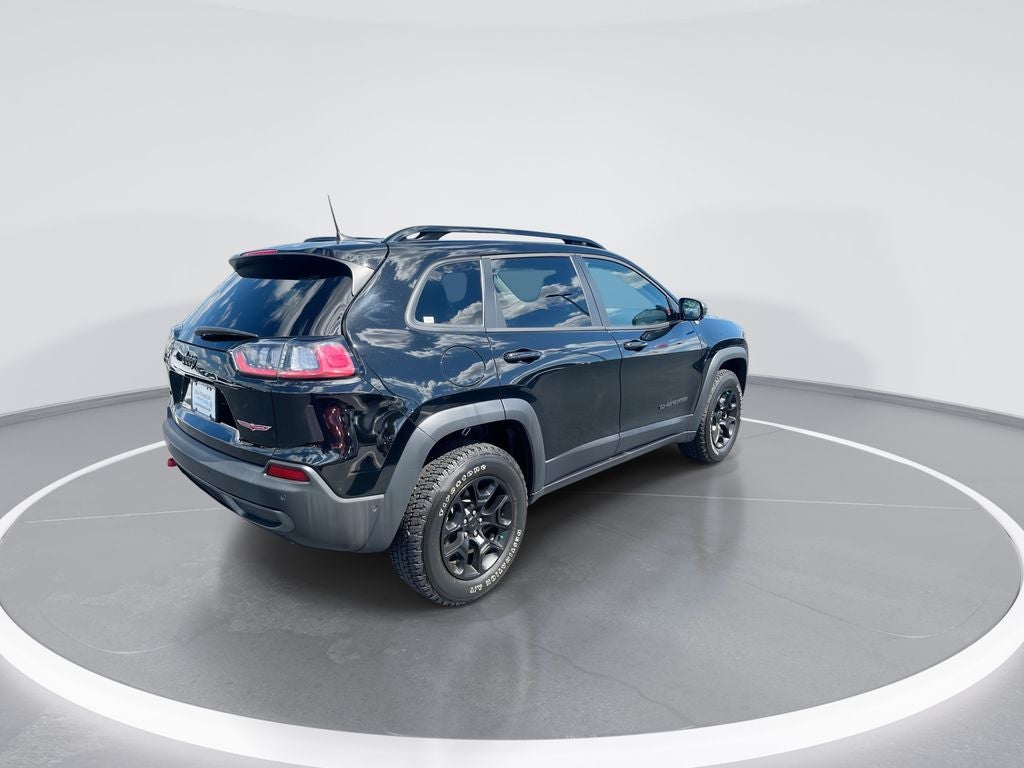 2023 Jeep Cherokee Trailhawk