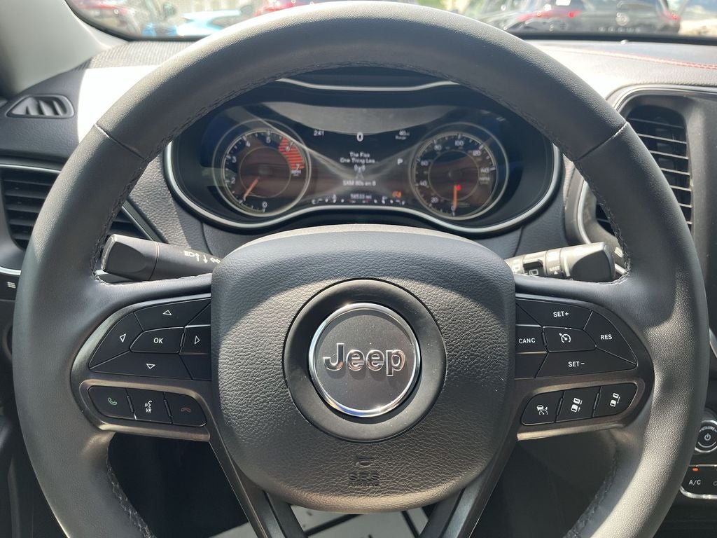 2023 Jeep Cherokee Trailhawk