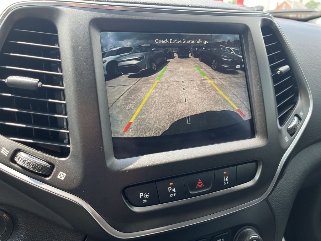 2023 Jeep Cherokee Trailhawk