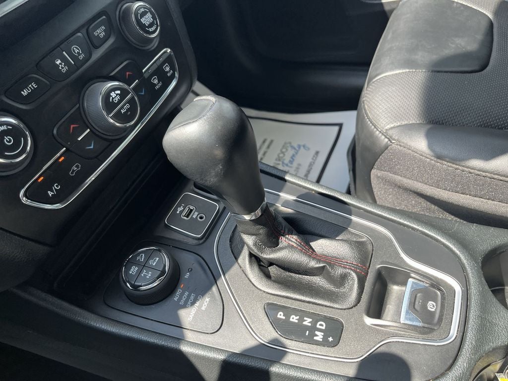 2023 Jeep Cherokee Trailhawk