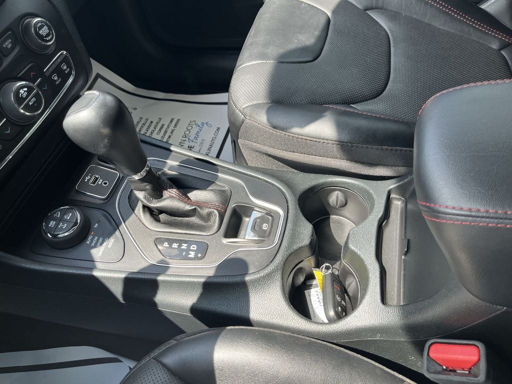 2023 Jeep Cherokee Trailhawk