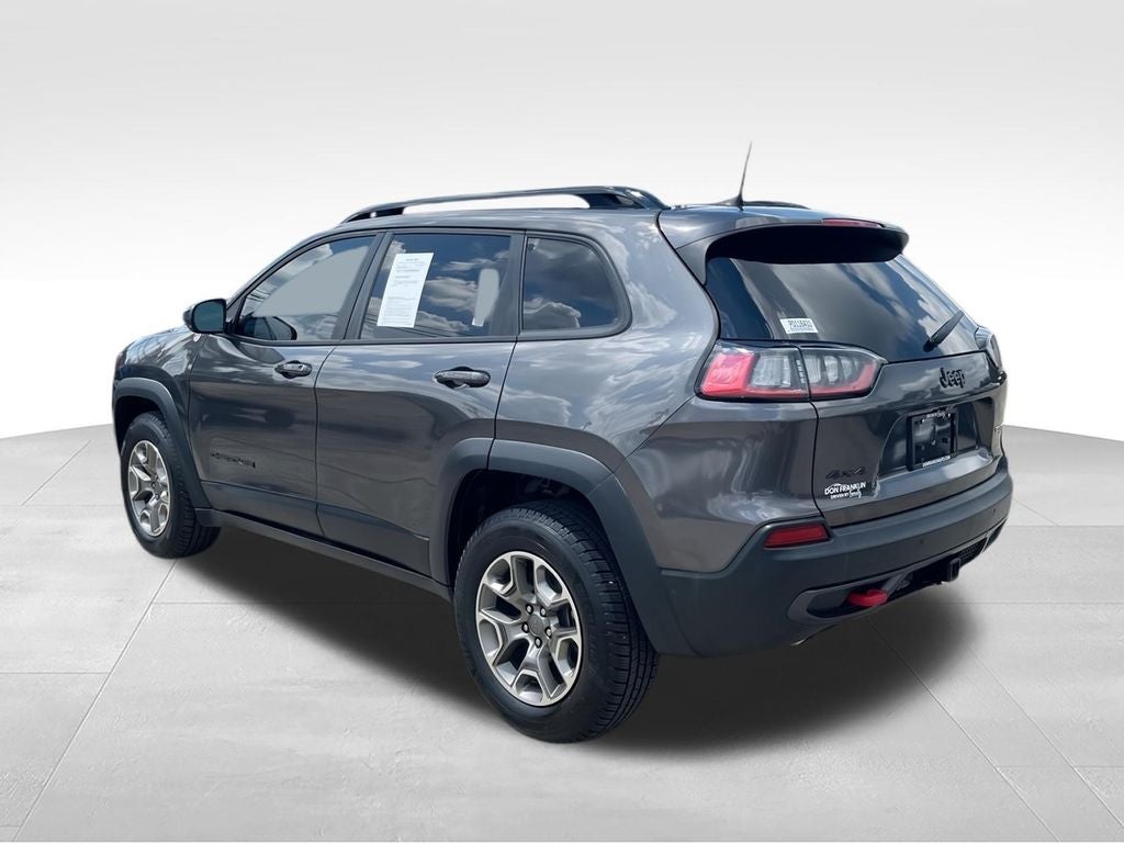2023 Jeep Cherokee Trailhawk