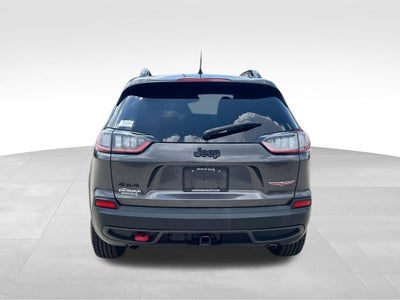 2023 Jeep Cherokee Trailhawk
