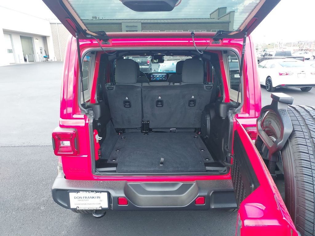2024 Jeep Wrangler Sahara