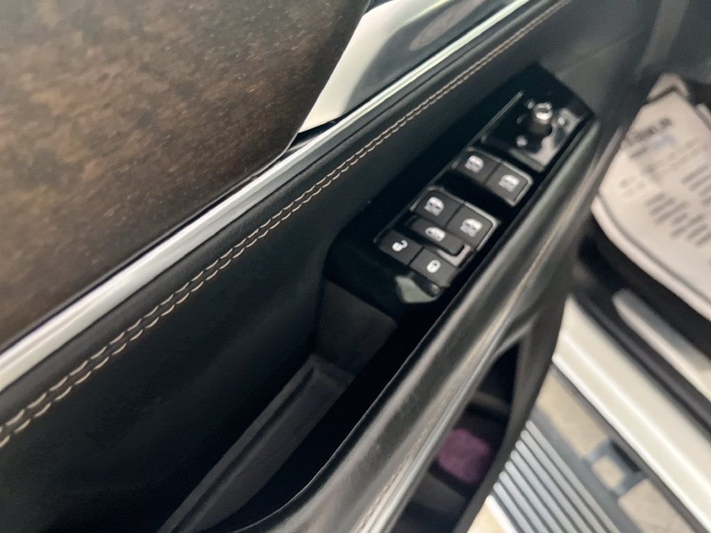 2024 Jeep Grand Wagoneer L Base