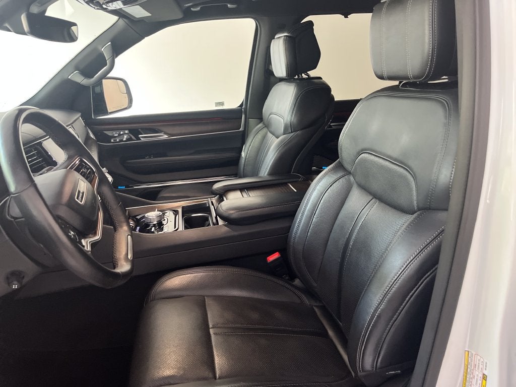 2024 Jeep Grand Wagoneer L Base