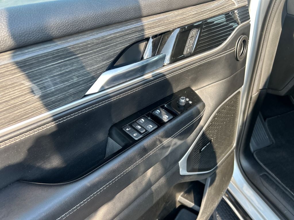 2022 Jeep Wagoneer Series II