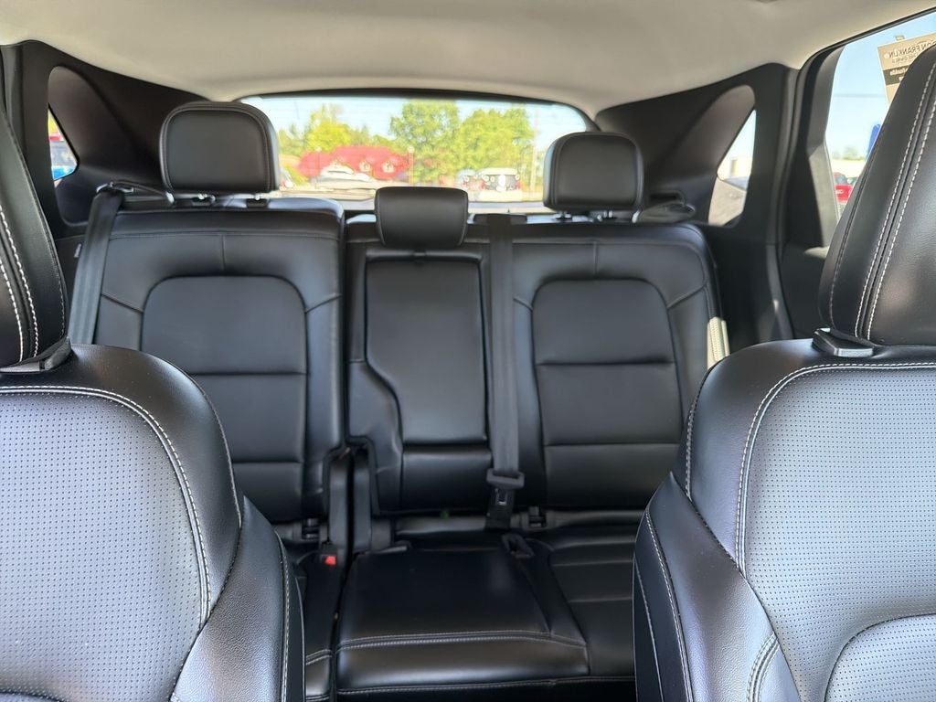 2025 Ford Escape Platinum