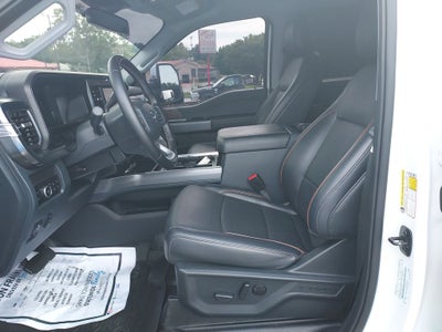 2025 Ford F-350SD Lariat DRW