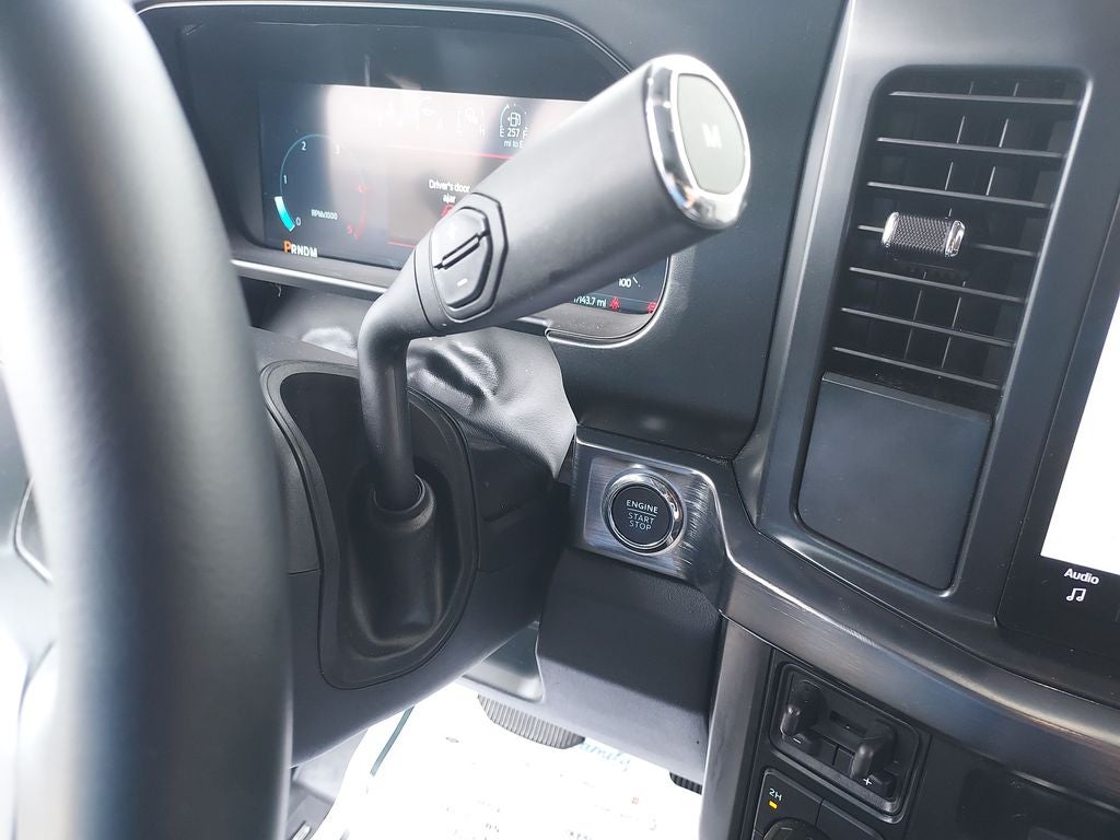 2025 Ford F-350SD Lariat DRW