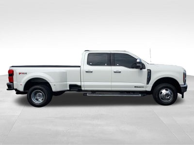 2025 Ford F-350SD Lariat DRW