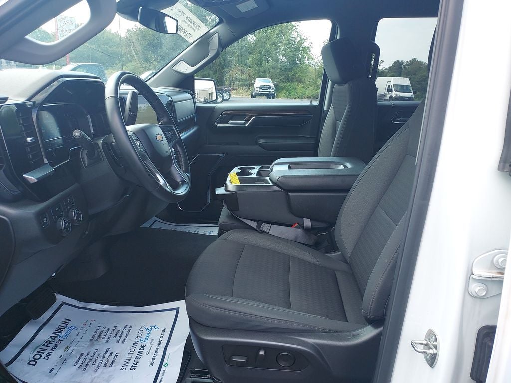 2024 Chevrolet Silverado 1500 LT