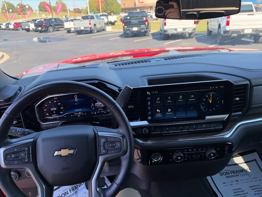 2024 Chevrolet Silverado 1500 LT