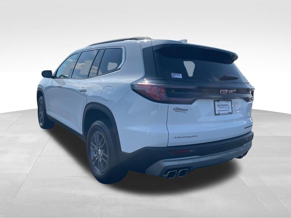 2025 GMC Acadia Elevation