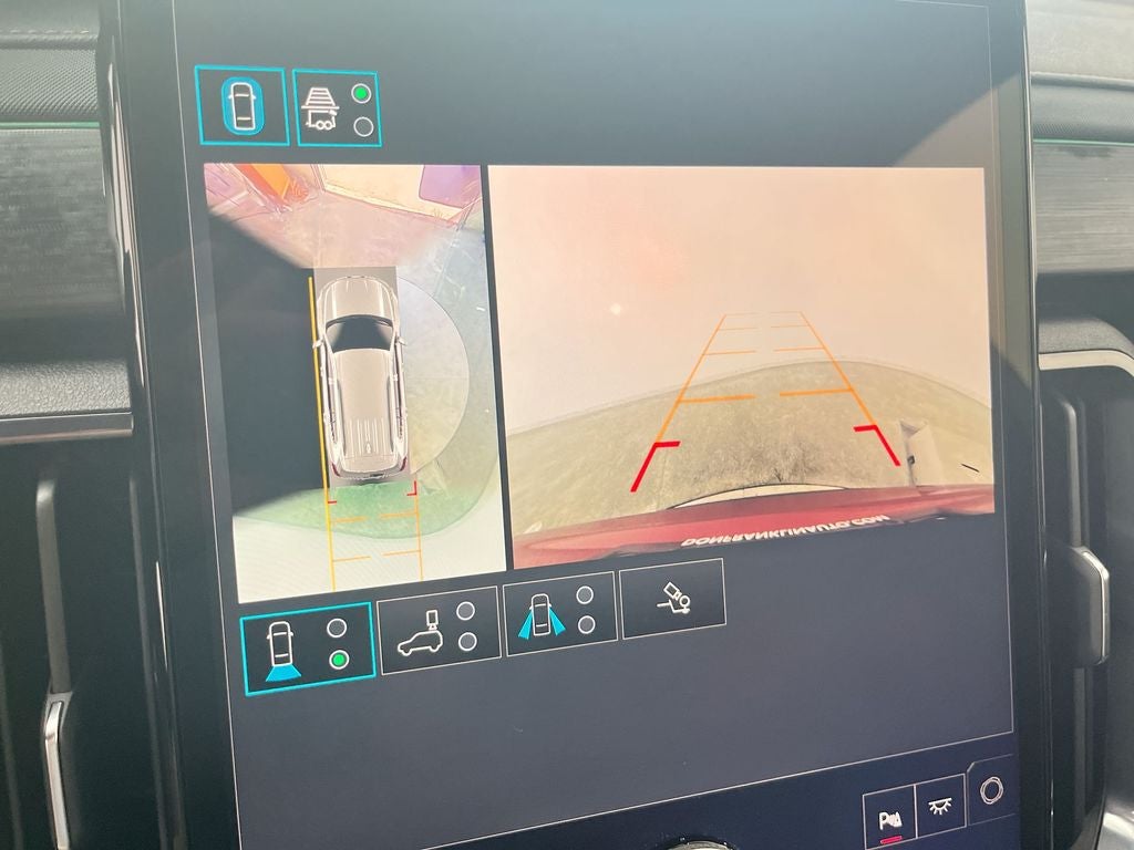 2025 GMC Acadia AT4