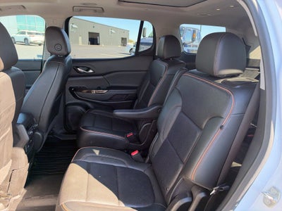 2022 GMC Acadia AT4