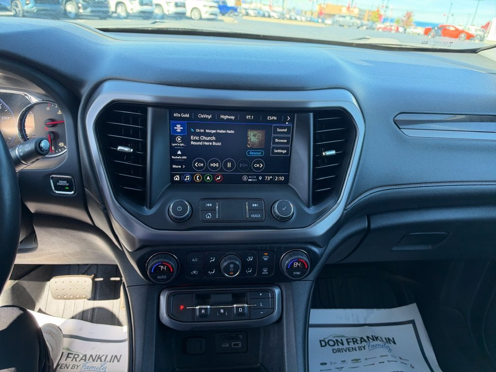 2022 GMC Acadia AT4