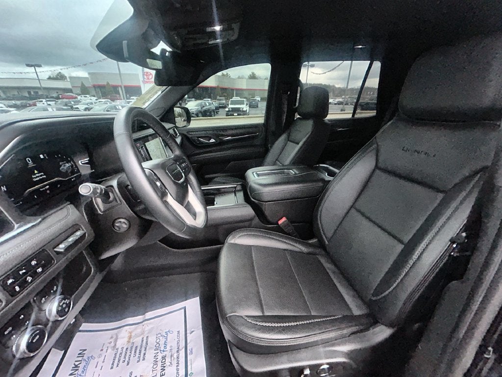 2023 GMC Yukon Denali