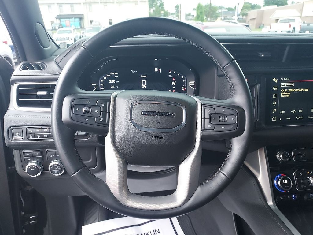 2023 GMC Yukon Denali
