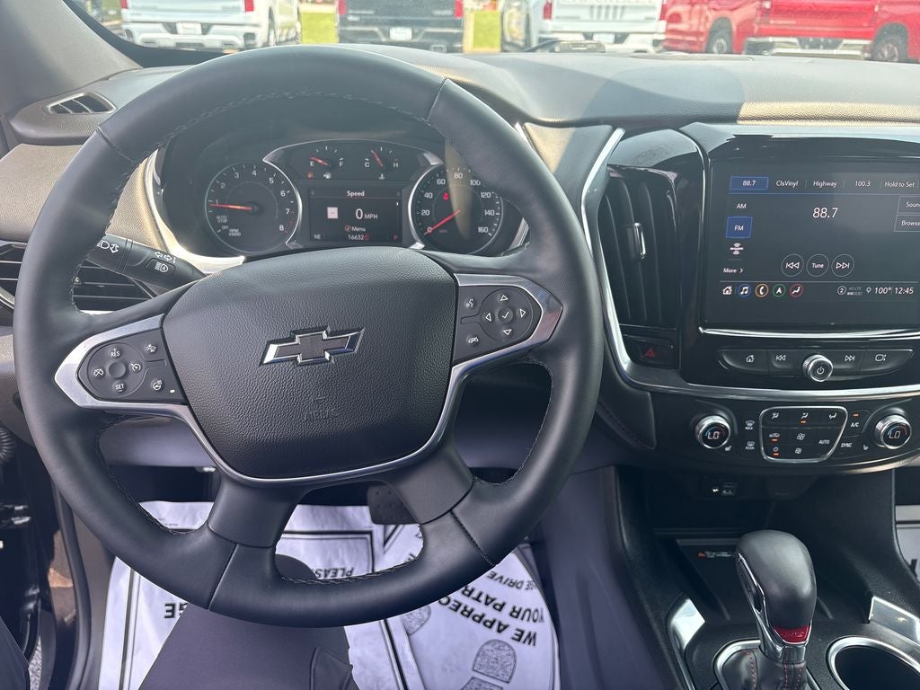 2023 Chevrolet Traverse RS