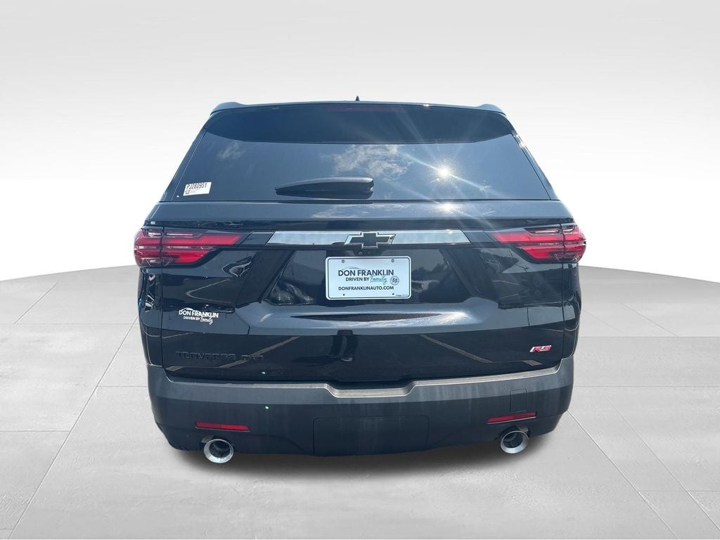 2023 Chevrolet Traverse RS