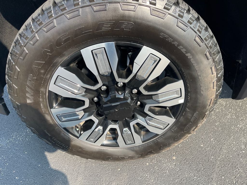 2025 GMC Sierra 2500HD Denali