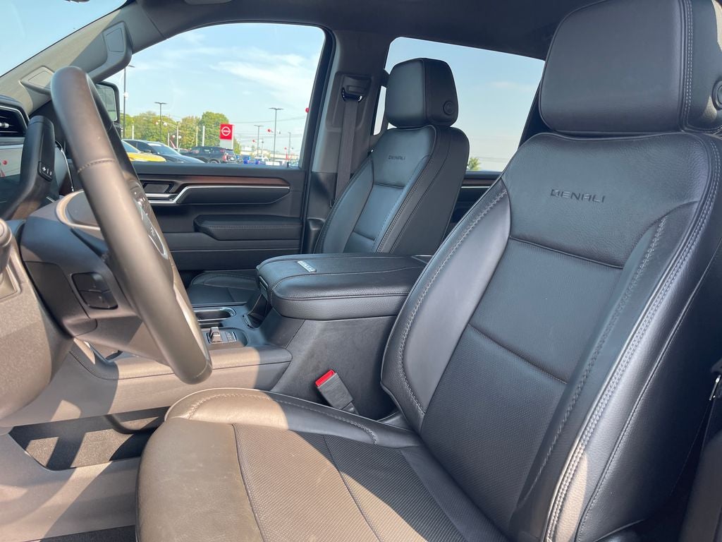 2025 GMC Sierra 2500HD Denali