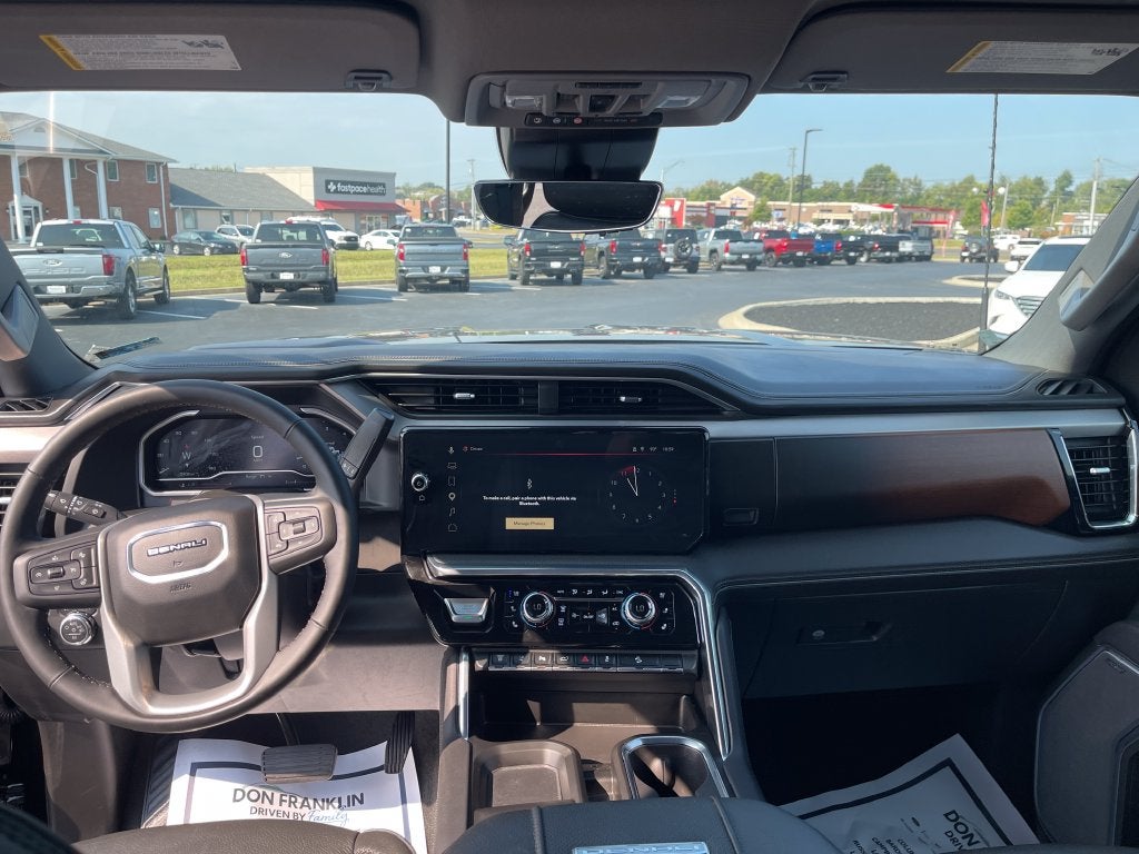 2025 GMC Sierra 2500HD Denali