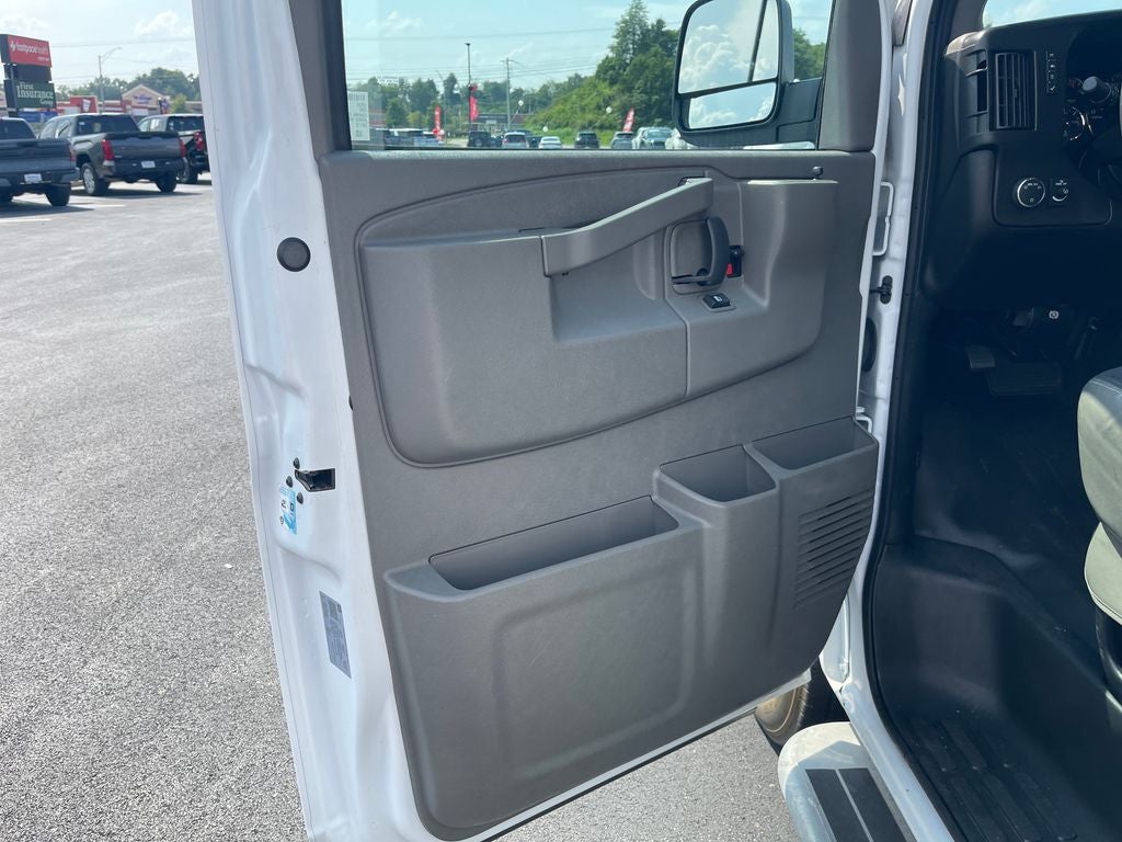 2024 GMC Savana 2500 Work Van
