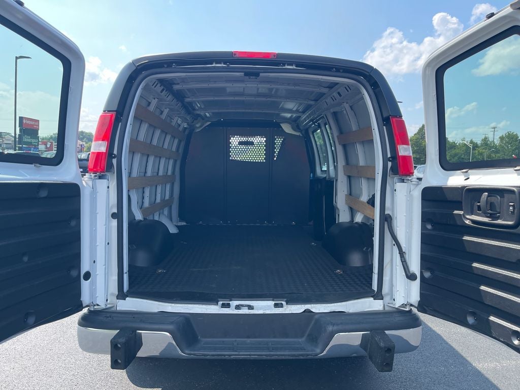 2024 GMC Savana 2500 Work Van