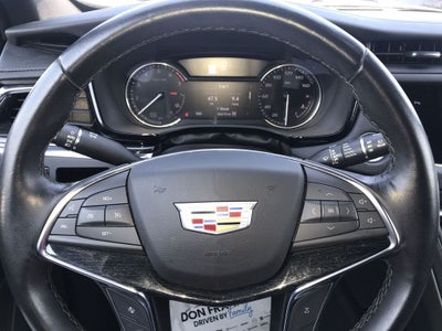 2022 Cadillac XT5 Premium Luxury